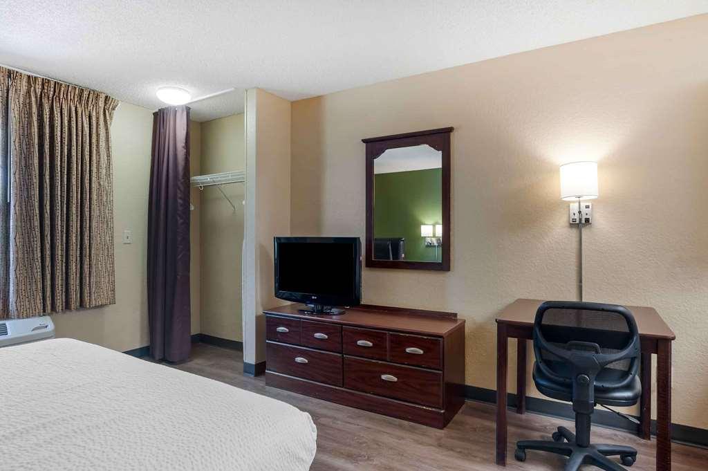 Extended Stay America Suites - Orange County - Lake Forest Room photo